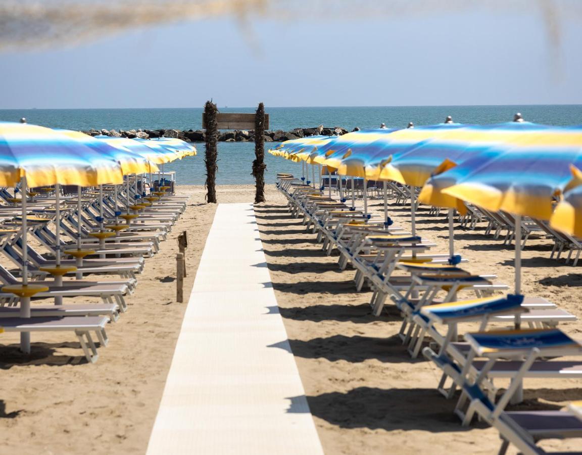 Hotel Constellation Lido Di Savio Dış mekan fotoğraf
